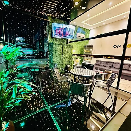 On Park Hotel E Estacionamento Traslado Guarulhos Exterior photo